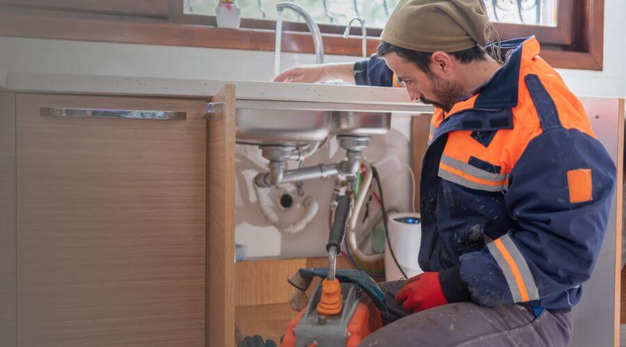 leaky faucet repair in Hannibal, MO